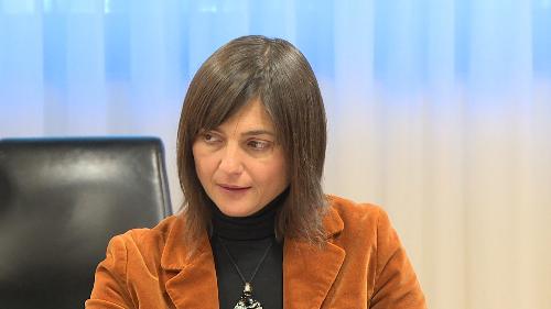 Debora Serracchiani (Presidente Regione Friuli Venezia Giulia) alla firma dell'accordo per l'ultimazione della rete fognaria di Pozzuolo del Friuli - Udine 27/11/2017